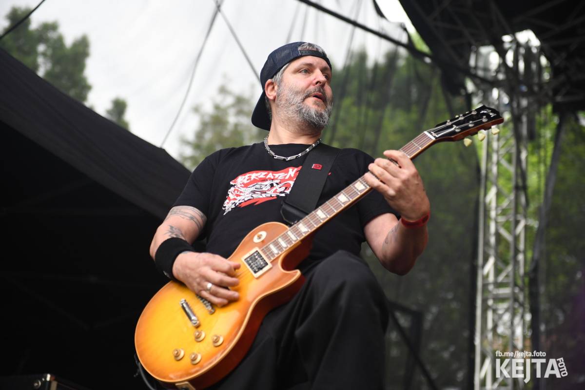 Punk's not dead, vy volové! Tři sestry do Ledáren pozvaly UK Subs, S.P.S. i tribute Plexis