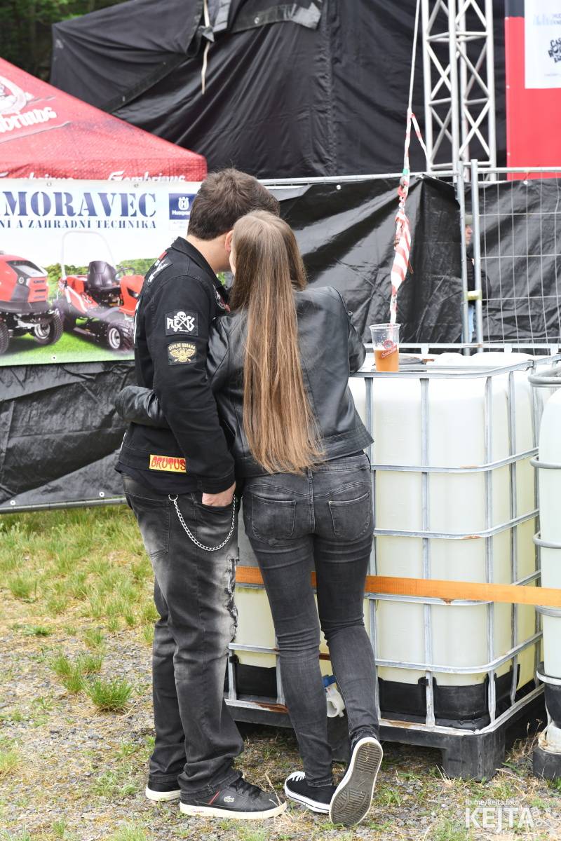 Punk's not dead, vy volové! Tři sestry do Ledáren pozvaly UK Subs, S.P.S. i tribute Plexis