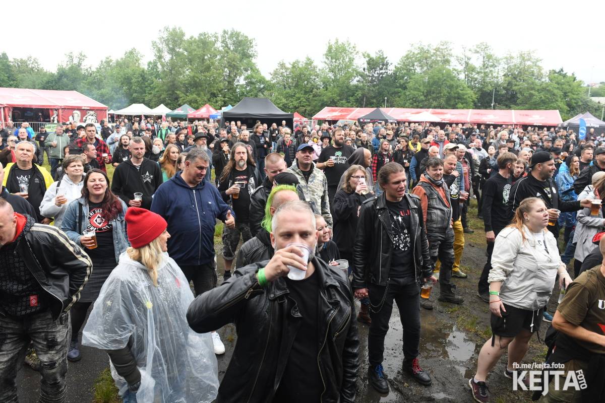 Punk's not dead, vy volové! Tři sestry do Ledáren pozvaly UK Subs, S.P.S. i tribute Plexis