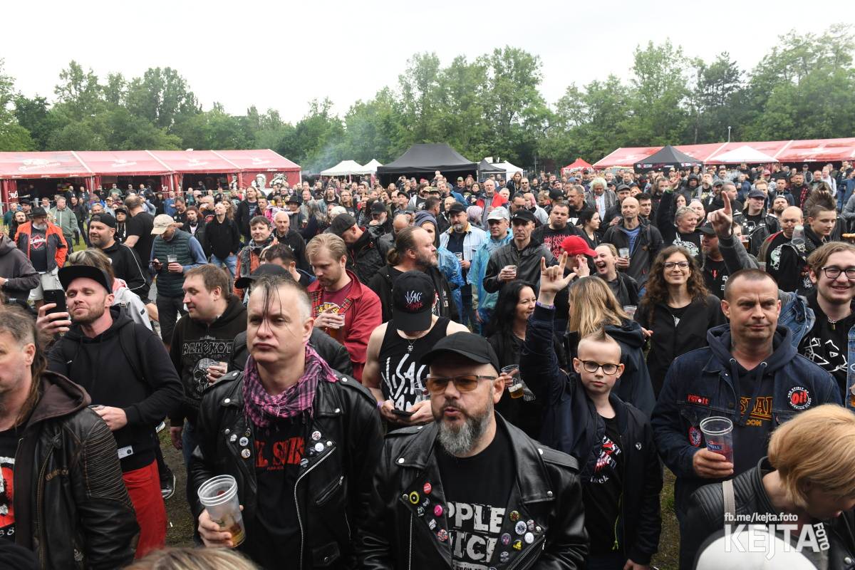 Punk's not dead, vy volové! Tři sestry do Ledáren pozvaly UK Subs, S.P.S. i tribute Plexis