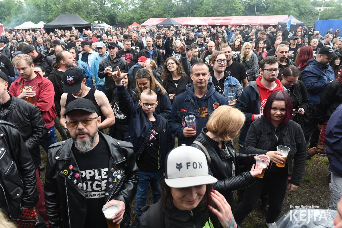 Punk's not dead, vy volové! Tři sestry do Ledáren pozvaly UK Subs, S.P.S. i tribute Plexis