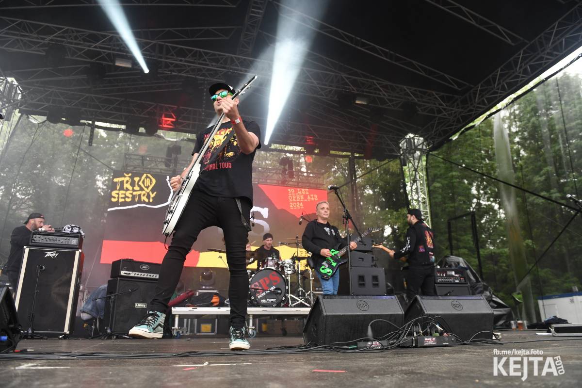 Punk's not dead, vy volové! Tři sestry do Ledáren pozvaly UK Subs, S.P.S. i tribute Plexis