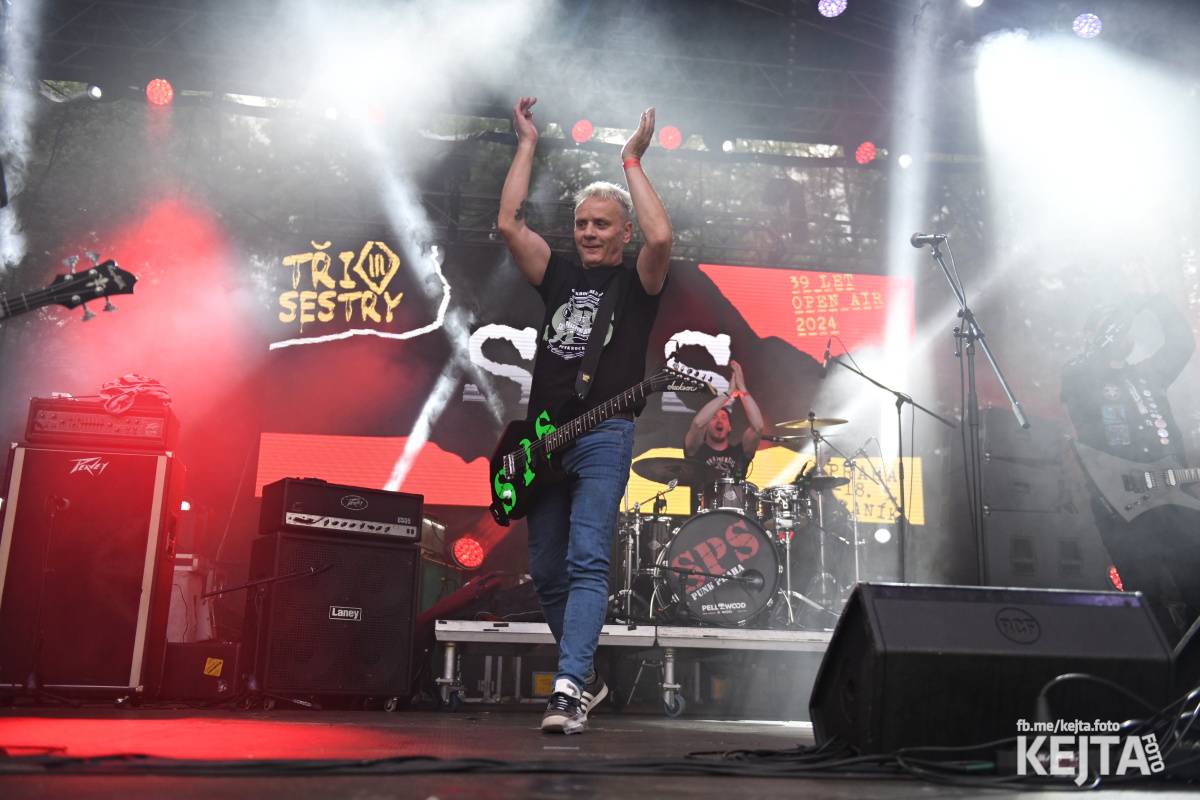 Punk's not dead, vy volové! Tři sestry do Ledáren pozvaly UK Subs, S.P.S. i tribute Plexis