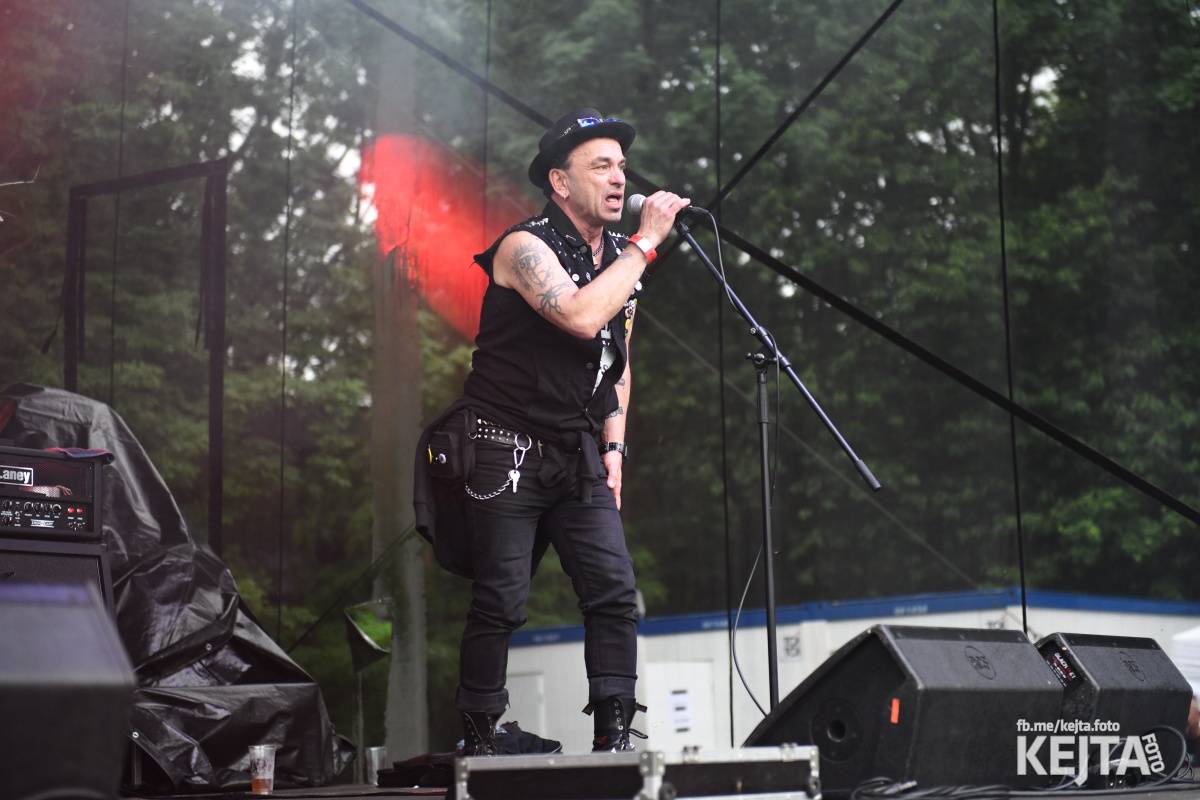 Punk's not dead, vy volové! Tři sestry do Ledáren pozvaly UK Subs, S.P.S. i tribute Plexis