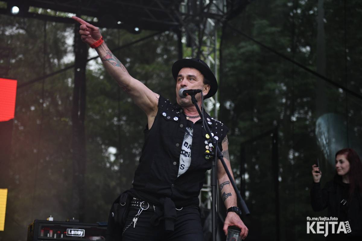 Punk's not dead, vy volové! Tři sestry do Ledáren pozvaly UK Subs, S.P.S. i tribute Plexis