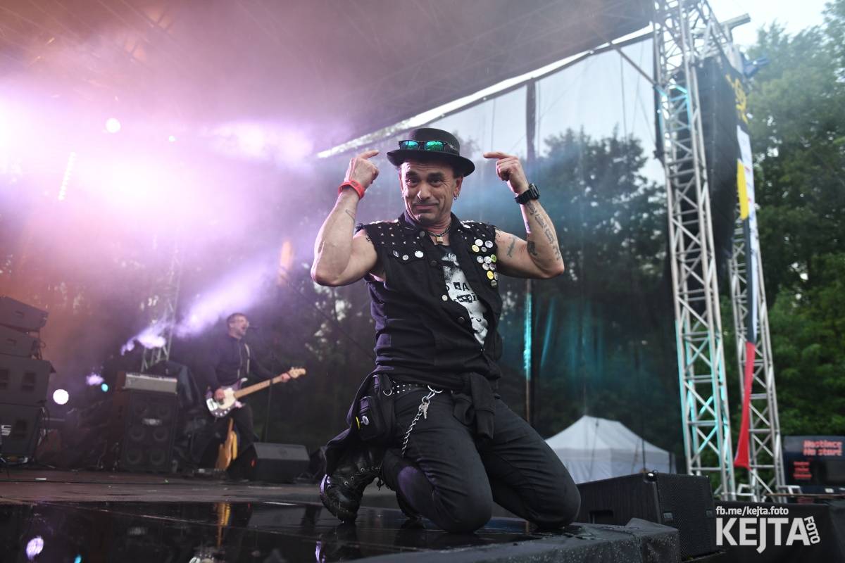 Punk's not dead, vy volové! Tři sestry do Ledáren pozvaly UK Subs, S.P.S. i tribute Plexis