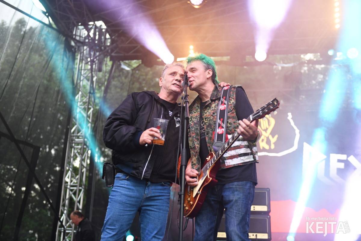 Punk's not dead, vy volové! Tři sestry do Ledáren pozvaly UK Subs, S.P.S. i tribute Plexis