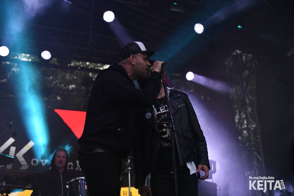 Punk's not dead, vy volové! Tři sestry do Ledáren pozvaly UK Subs, S.P.S. i tribute Plexis