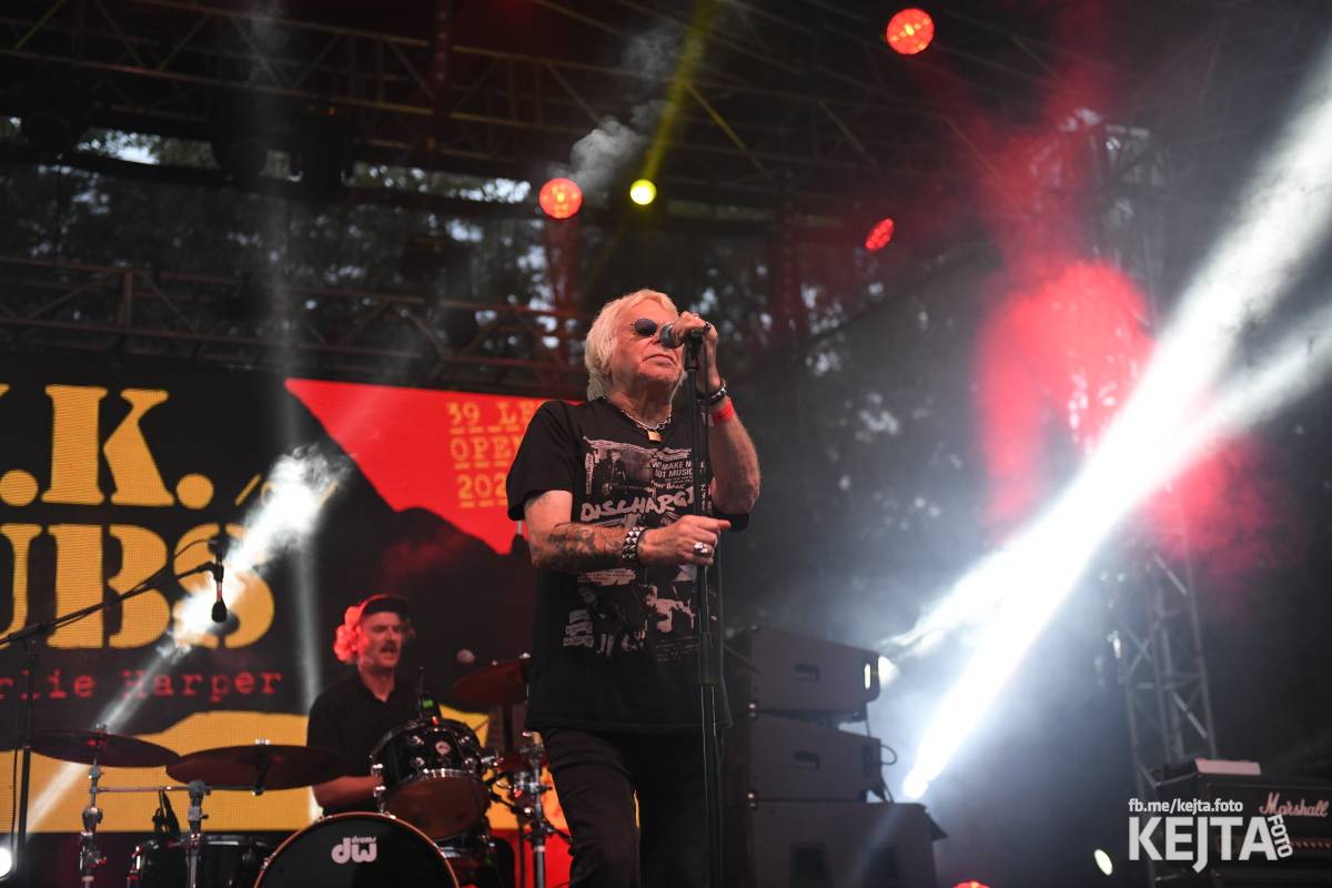 Punk's not dead, vy volové! Tři sestry do Ledáren pozvaly UK Subs, S.P.S. i tribute Plexis