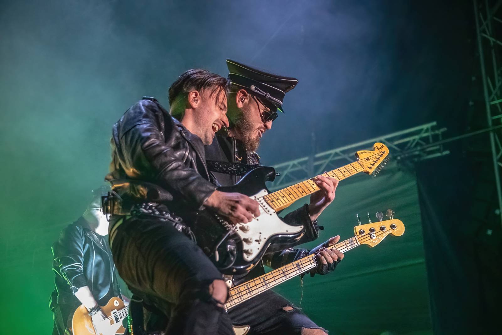 Rybičky 48 rozjely na pardubickém Majálesu ohňovou show, vystoupili také Mig 21, UDG a Jelen