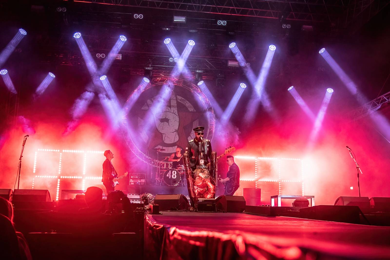 Rybičky 48 rozjely na pardubickém Majálesu ohňovou show, vystoupili také Mig 21, UDG a Jelen