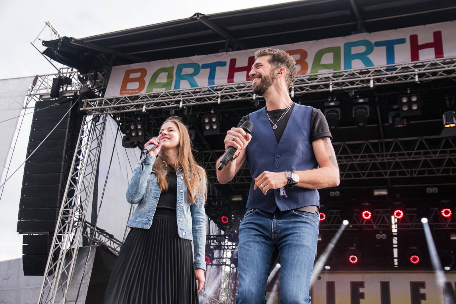 Rybičky 48 rozjely na pardubickém Majálesu ohňovou show, vystoupili také Mig 21, UDG a Jelen