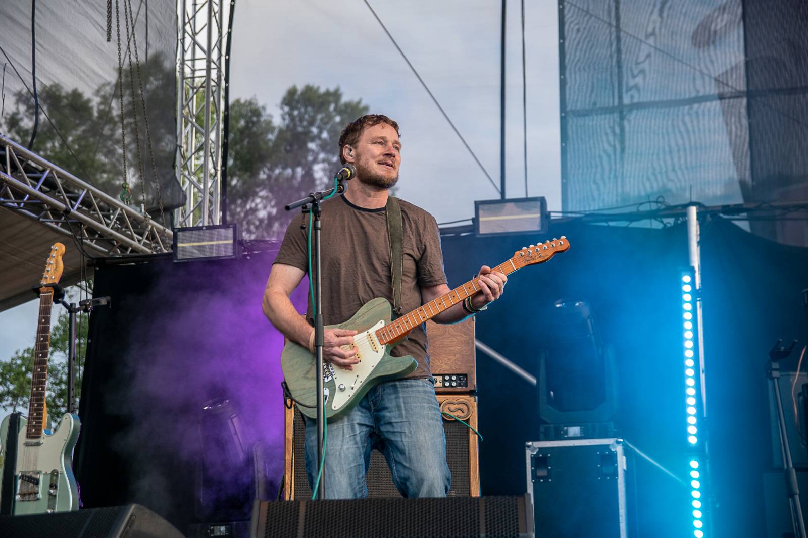 Rybičky 48 rozjely na pardubickém Majálesu ohňovou show, vystoupili také Mig 21, UDG a Jelen