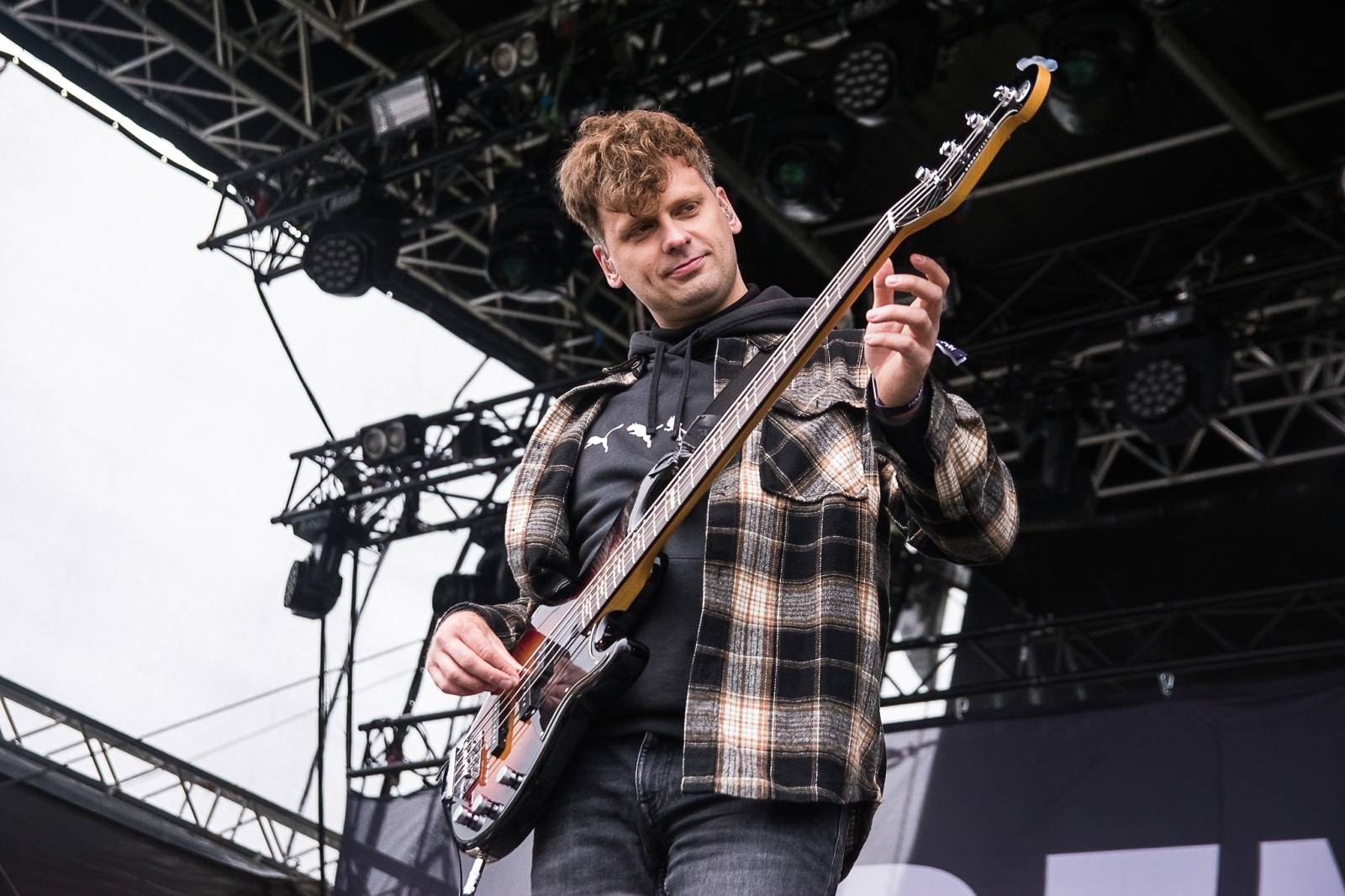 Rybičky 48 rozjely na pardubickém Majálesu ohňovou show, vystoupili také Mig 21, UDG a Jelen