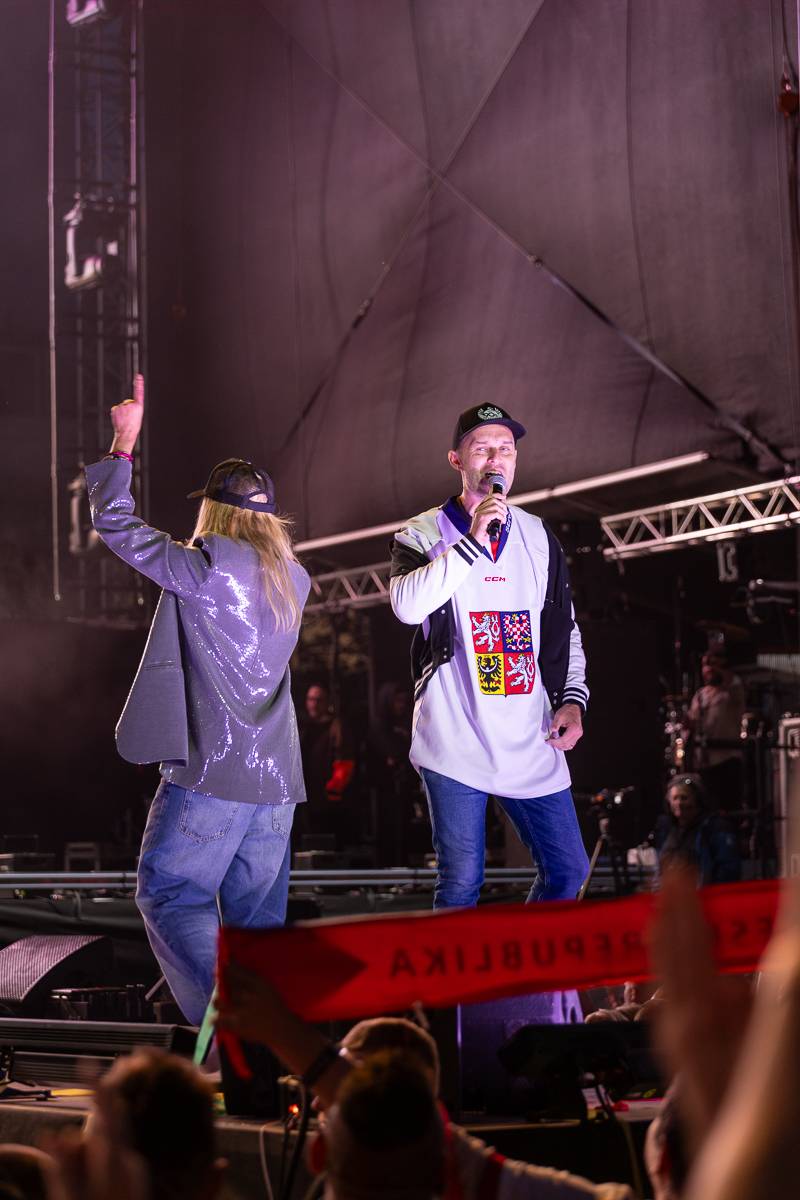 V Praze se vzpomínalo na devadesátky. Publikum roztančili Safri Duo, 2 Unlimited i domácí Lunetic