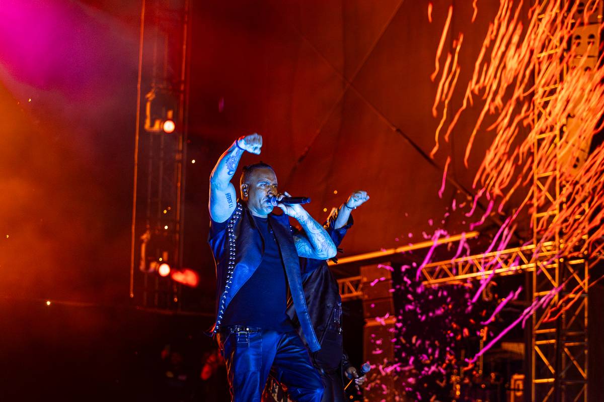 V Praze se vzpomínalo na devadesátky. Publikum roztančili Safri Duo, 2 Unlimited i domácí Lunetic