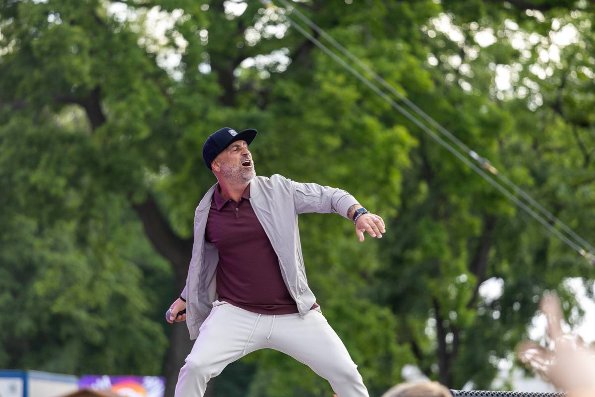 V Praze se vzpomínalo na devadesátky. Publikum roztančili Safri Duo, 2 Unlimited i domácí Lunetic