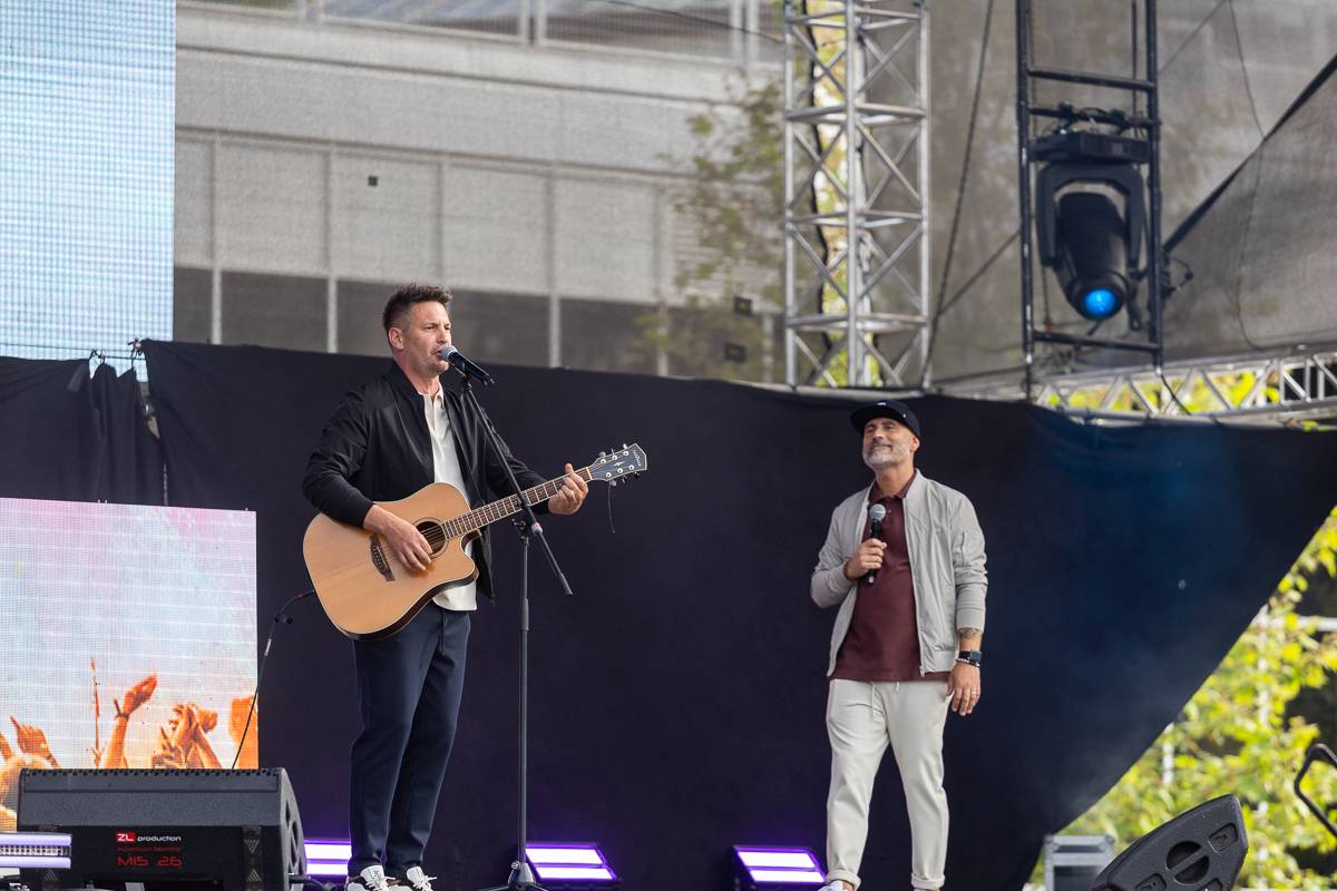 V Praze se vzpomínalo na devadesátky. Publikum roztančili Safri Duo, 2 Unlimited i domácí Lunetic