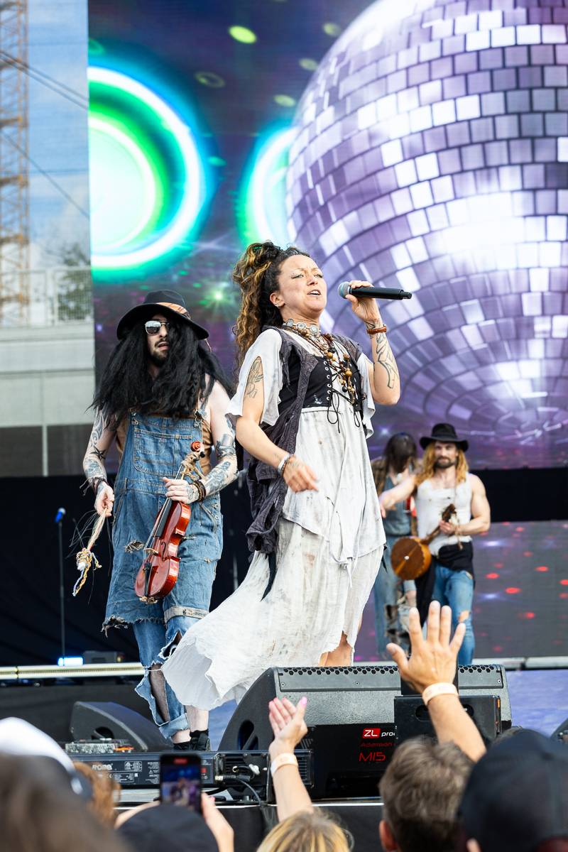 V Praze se vzpomínalo na devadesátky. Publikum roztančili Safri Duo, 2 Unlimited i domácí Lunetic