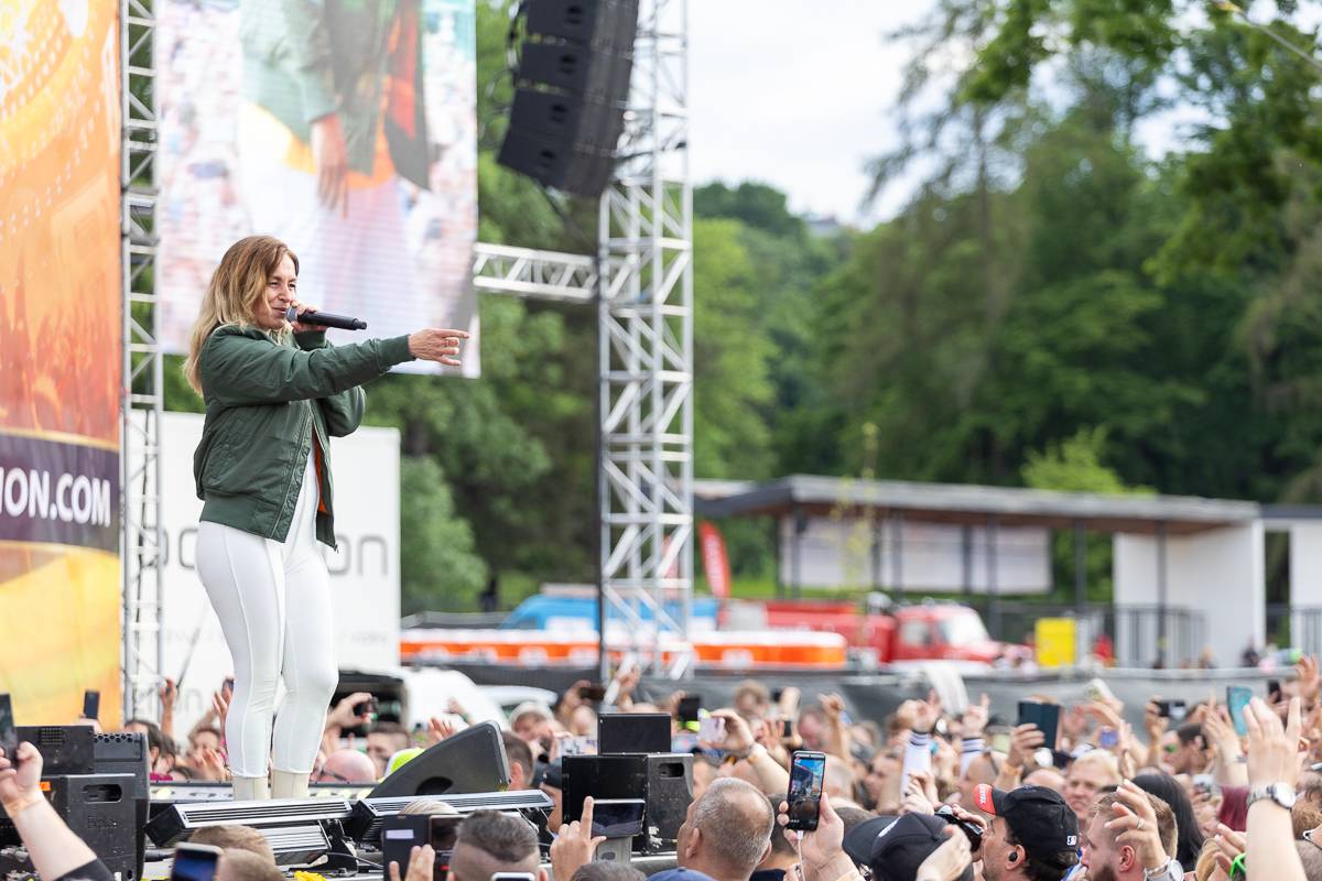 V Praze se vzpomínalo na devadesátky. Publikum roztančili Safri Duo, 2 Unlimited i domácí Lunetic