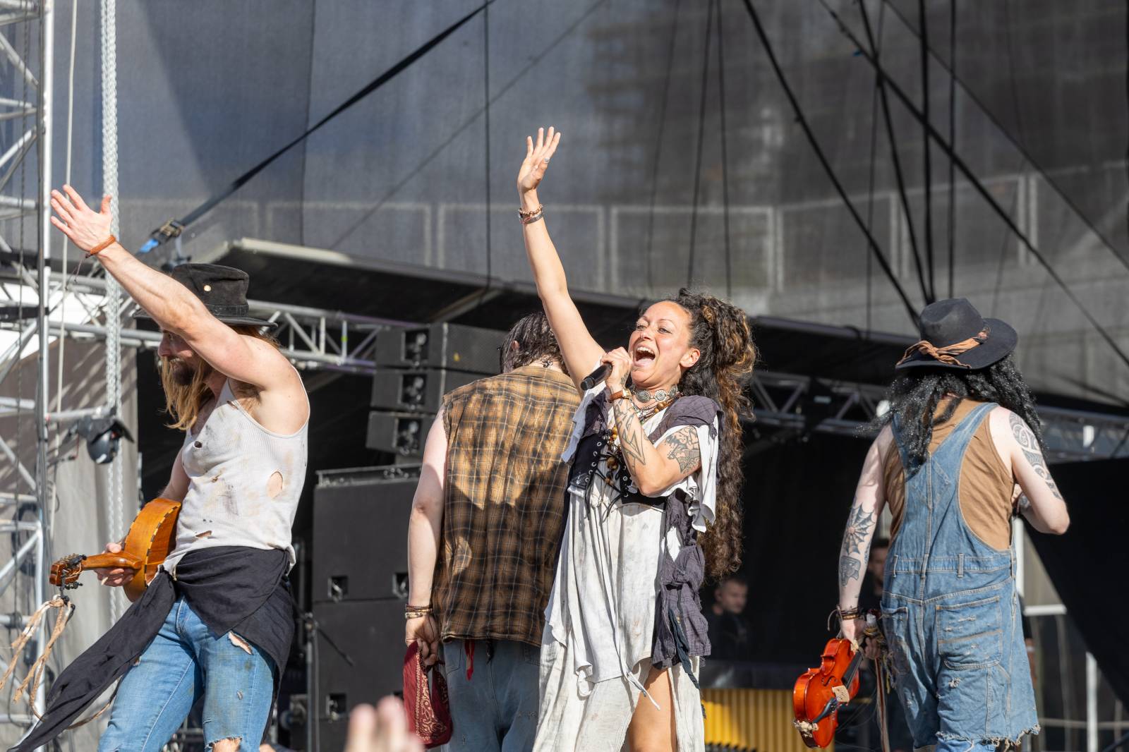 V Praze se vzpomínalo na devadesátky. Publikum roztančili Safri Duo, 2 Unlimited i domácí Lunetic