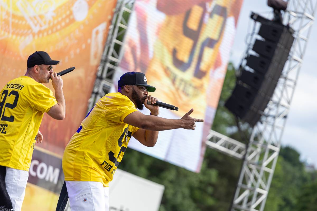 V Praze se vzpomínalo na devadesátky. Publikum roztančili Safri Duo, 2 Unlimited i domácí Lunetic