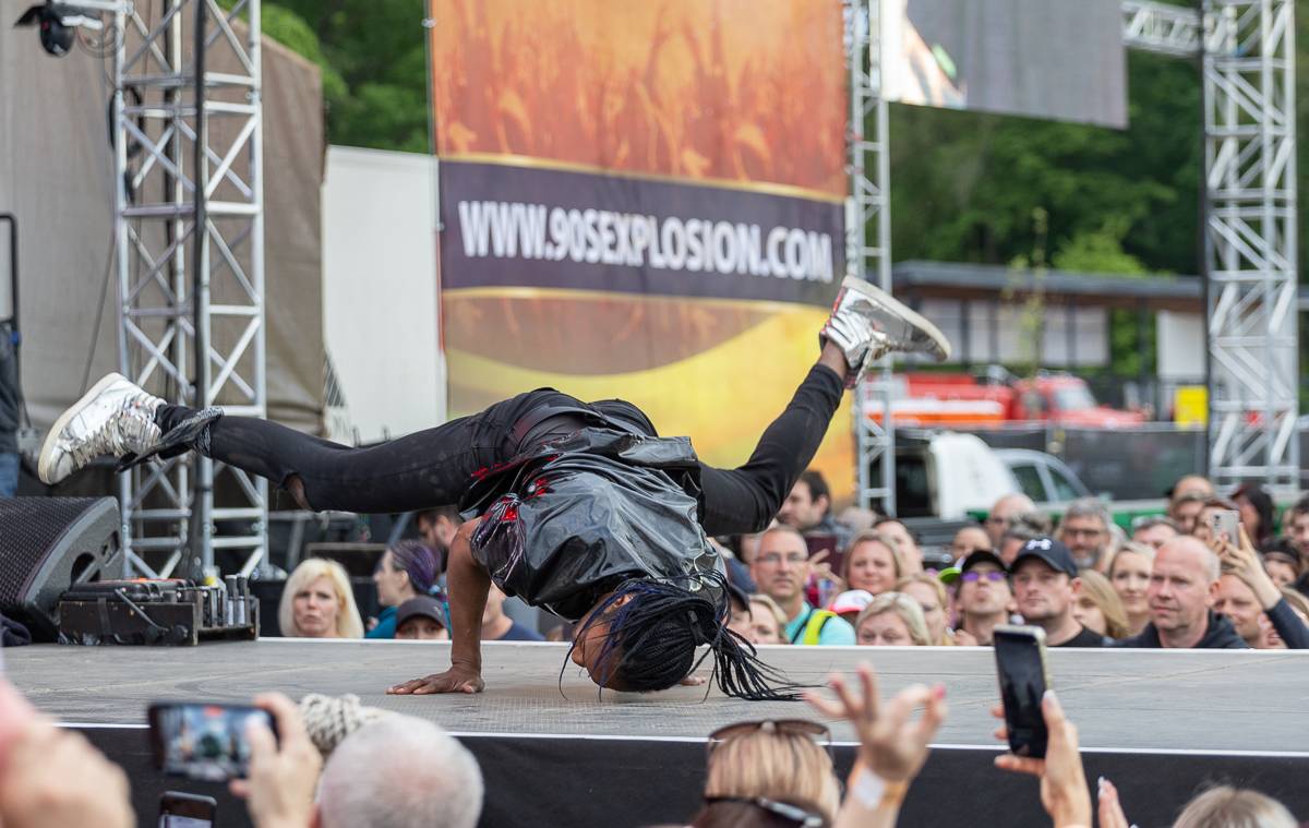 V Praze se vzpomínalo na devadesátky. Publikum roztančili Safri Duo, 2 Unlimited i domácí Lunetic