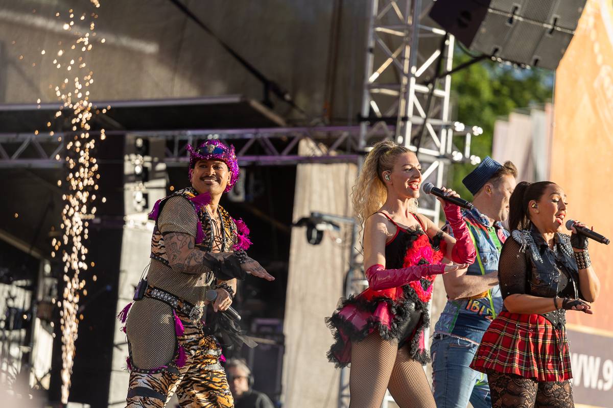 V Praze se vzpomínalo na devadesátky. Publikum roztančili Safri Duo, 2 Unlimited i domácí Lunetic