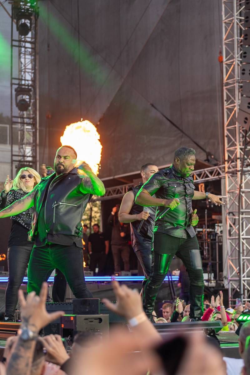 V Praze se vzpomínalo na devadesátky. Publikum roztančili Safri Duo, 2 Unlimited i domácí Lunetic