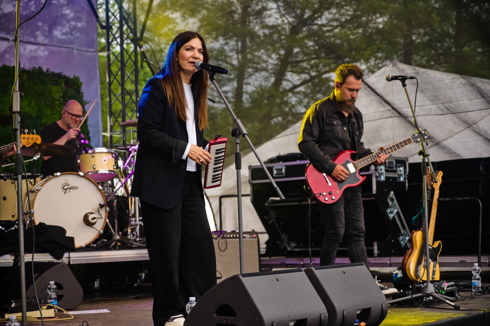 V Plzni se spojilo jídlo s hudbou. Zatímco Anna K. zpívala, Zdeněk Pohlreich rozjel svou kuchařskou show