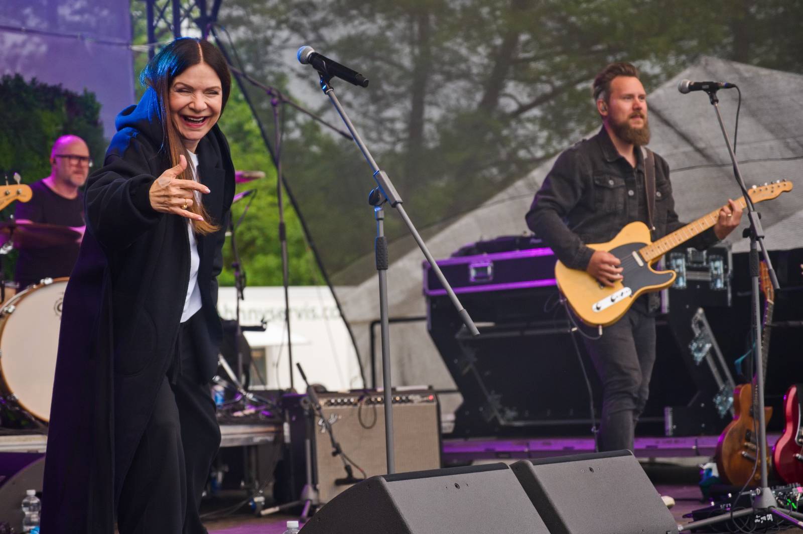 V Plzni se spojilo jídlo s hudbou. Zatímco Anna K. zpívala, Zdeněk Pohlreich rozjel svou kuchařskou show