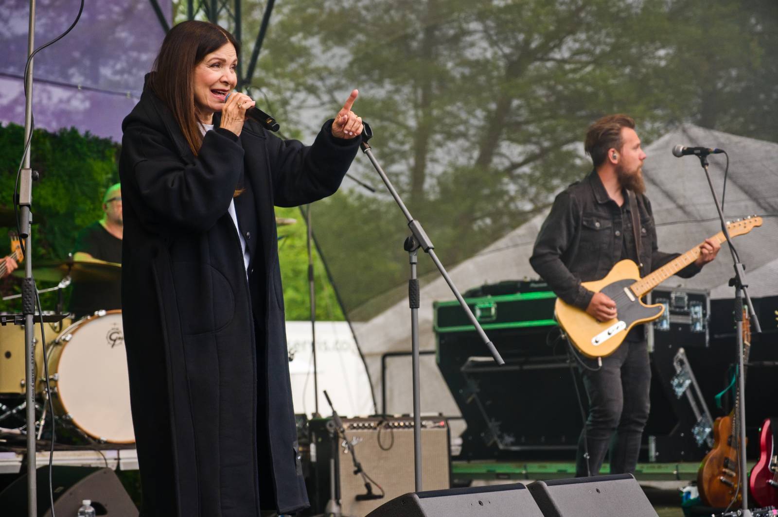 V Plzni se spojilo jídlo s hudbou. Zatímco Anna K. zpívala, Zdeněk Pohlreich rozjel svou kuchařskou show