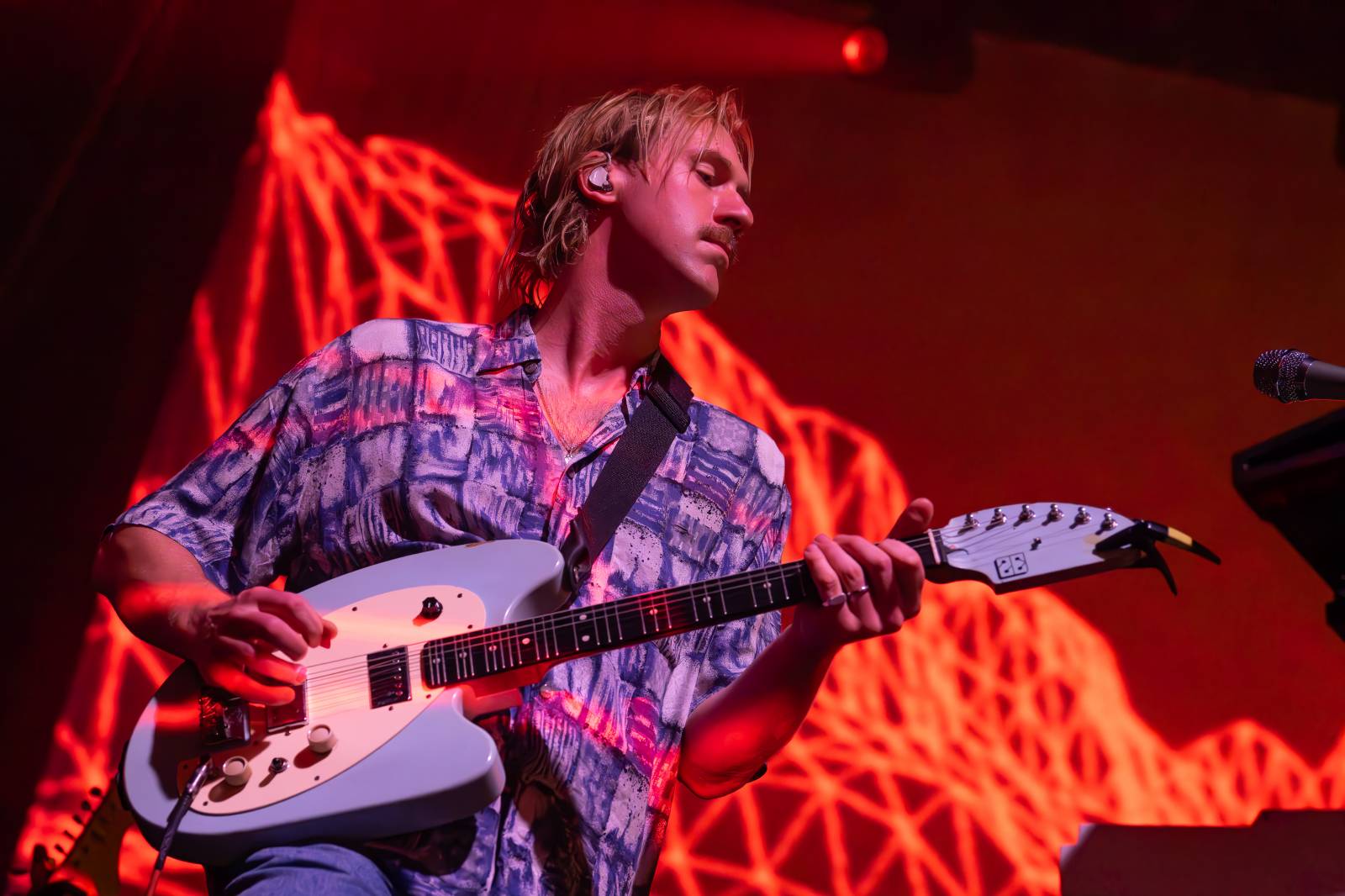 King Gizzard & The Lizard Wizard dorazili do Prahy. Z Fora Karlín nemohl nikdo odcházet zklamaný