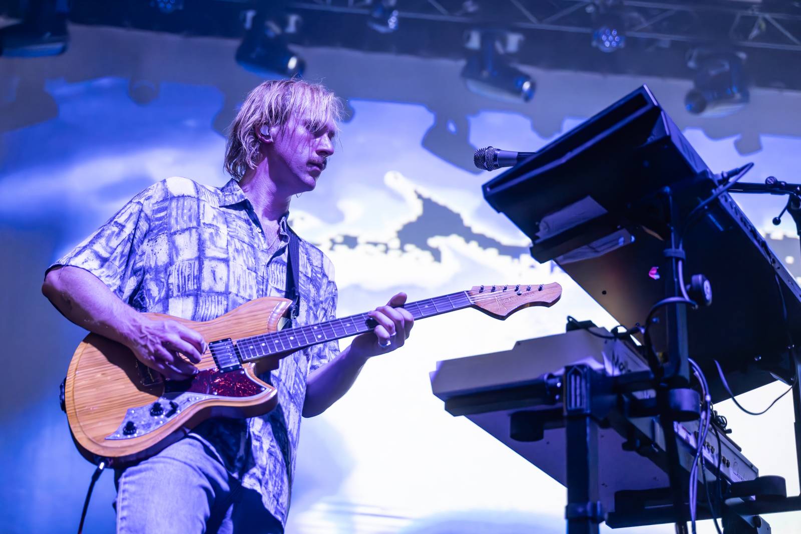 King Gizzard & The Lizard Wizard dorazili do Prahy. Z Fora Karlín nemohl nikdo odcházet zklamaný