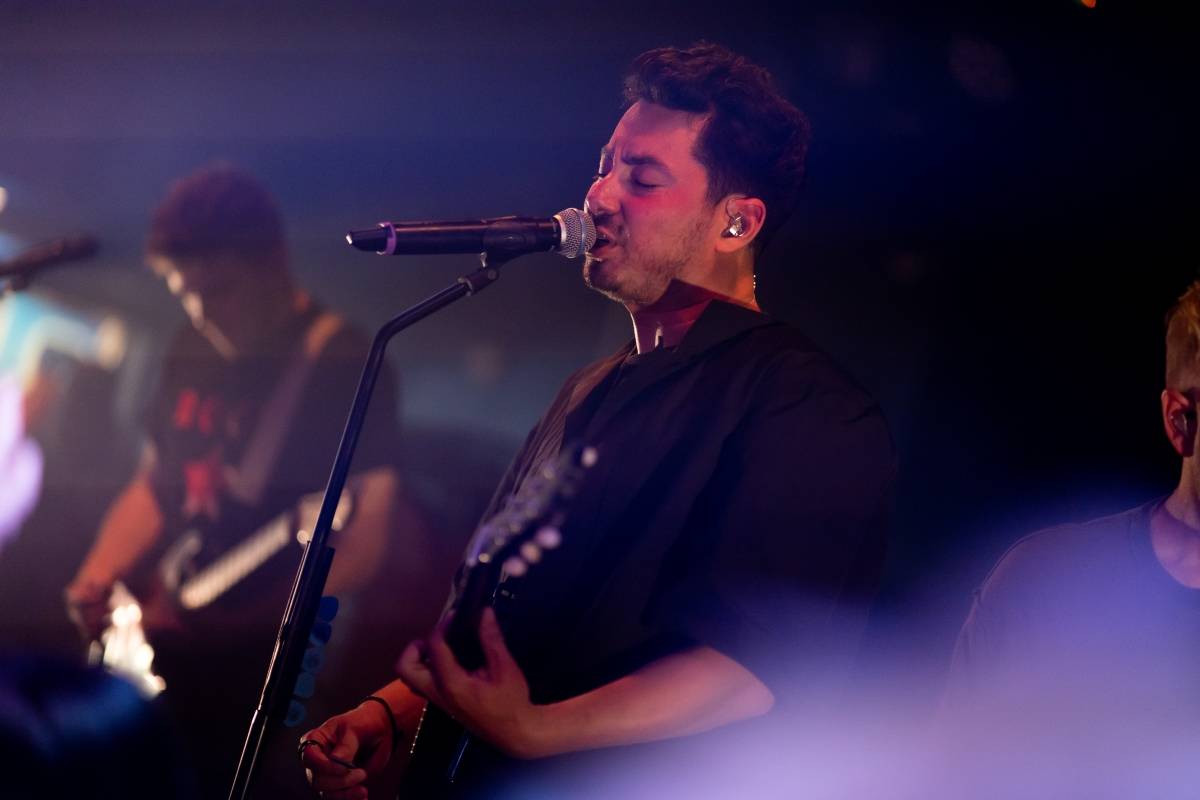 Po O2 arenách okusili Mirai opět intimnější prostory. V brněnském Metru pokřtili nové album