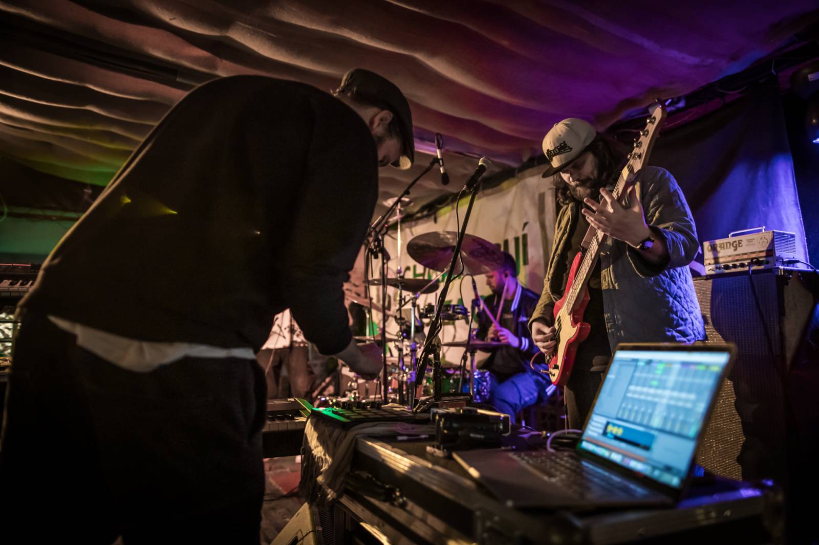 Prago Union bavili v Plzni hudbou i vtípky