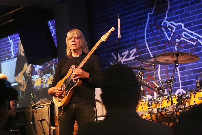 Mike Stern navštívil Slovensko, zahrál v Novém Mestě nad Váhom