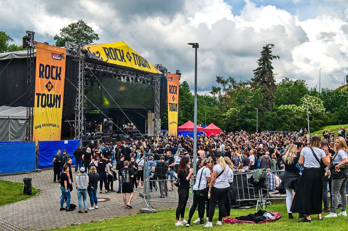 Festival Rock in Town zavítal do Plzně, přivezl Harlej, Tublatanku i Horkýže Slíže
