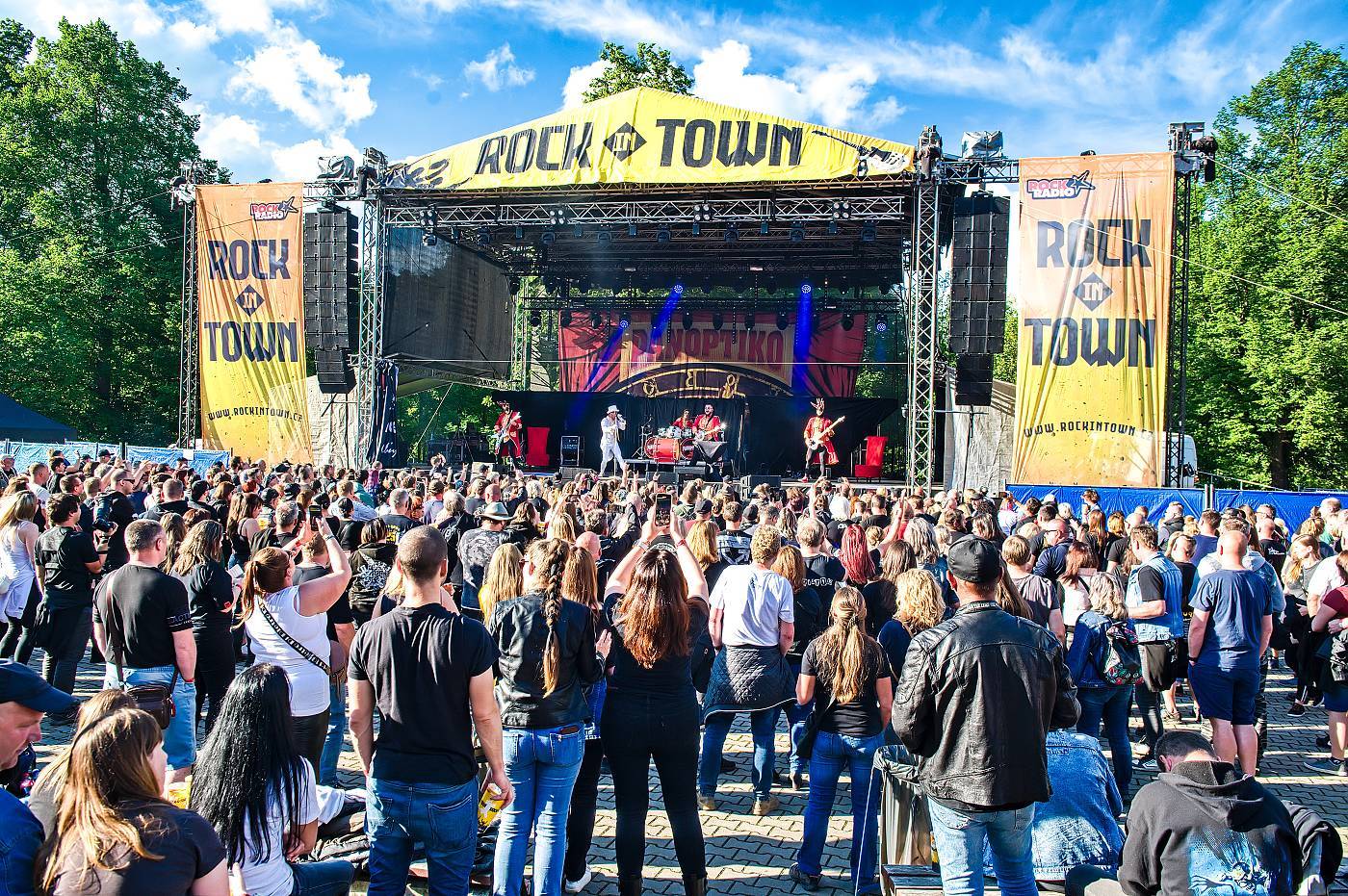 Festival Rock in Town zavítal do Plzně, přivezl Harlej, Tublatanku i Horkýže Slíže