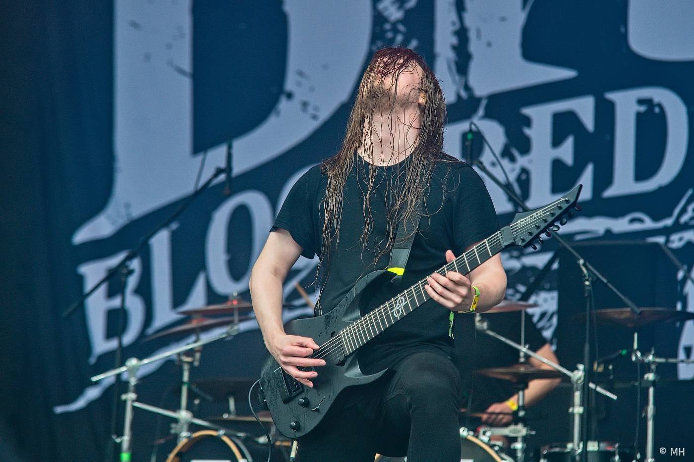 Metaloví fanoušci nejsou z cukru, v Plzni je neodradil ani déšť. Zahráli jim Tarja s Markem Hietalem, Sonata Arctica i Septicflesh