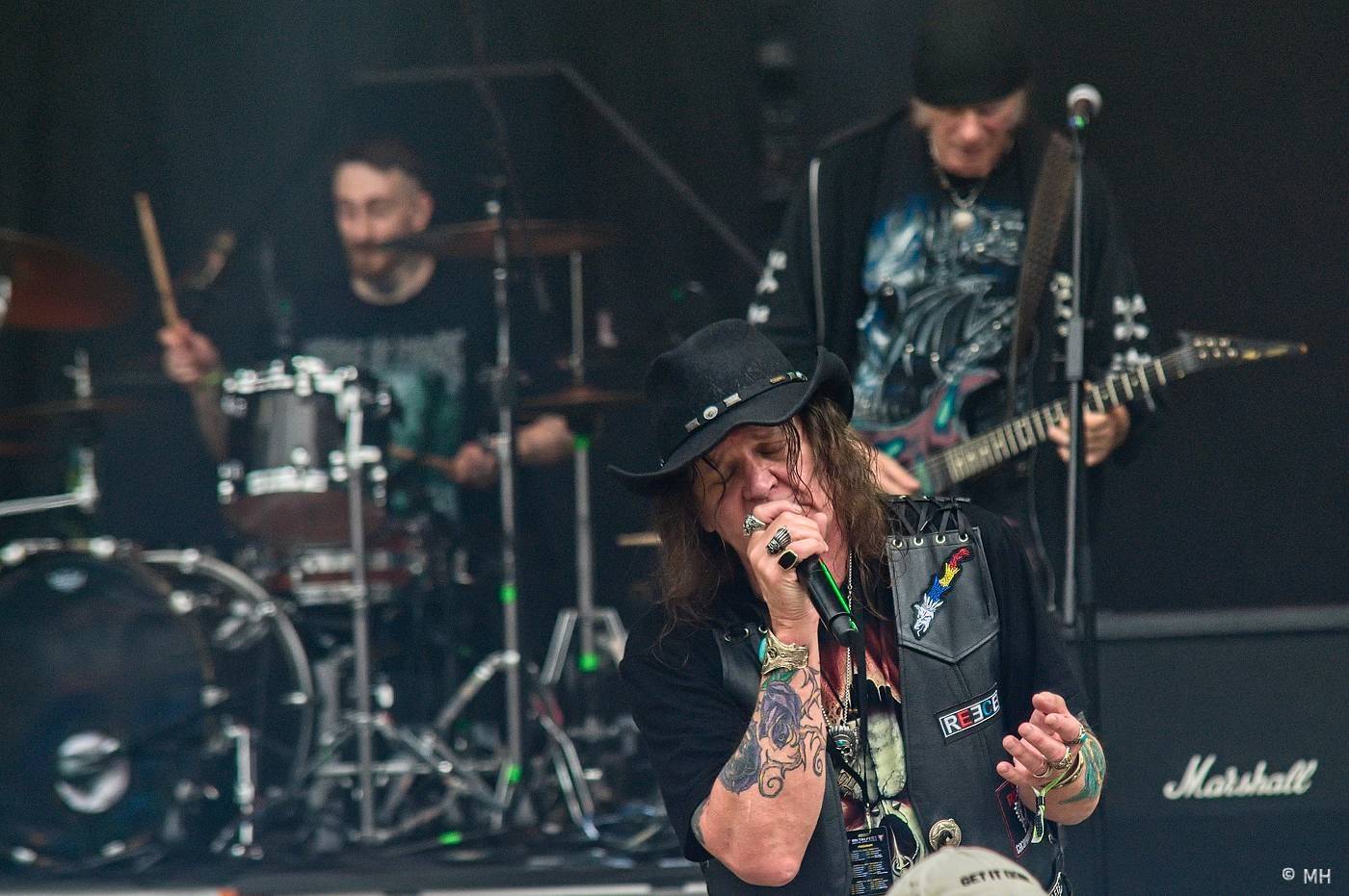 Metaloví fanoušci nejsou z cukru, v Plzni je neodradil ani déšť. Zahráli jim Tarja s Markem Hietalem, Sonata Arctica i Septicflesh