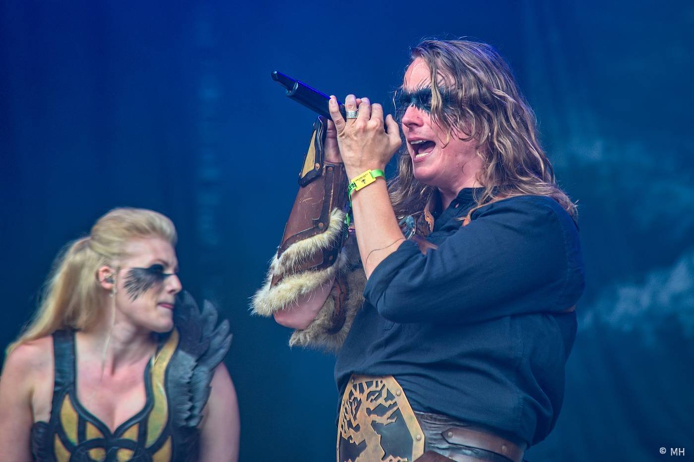 Metaloví fanoušci nejsou z cukru, v Plzni je neodradil ani déšť. Zahráli jim Tarja s Markem Hietalem, Sonata Arctica i Septicflesh