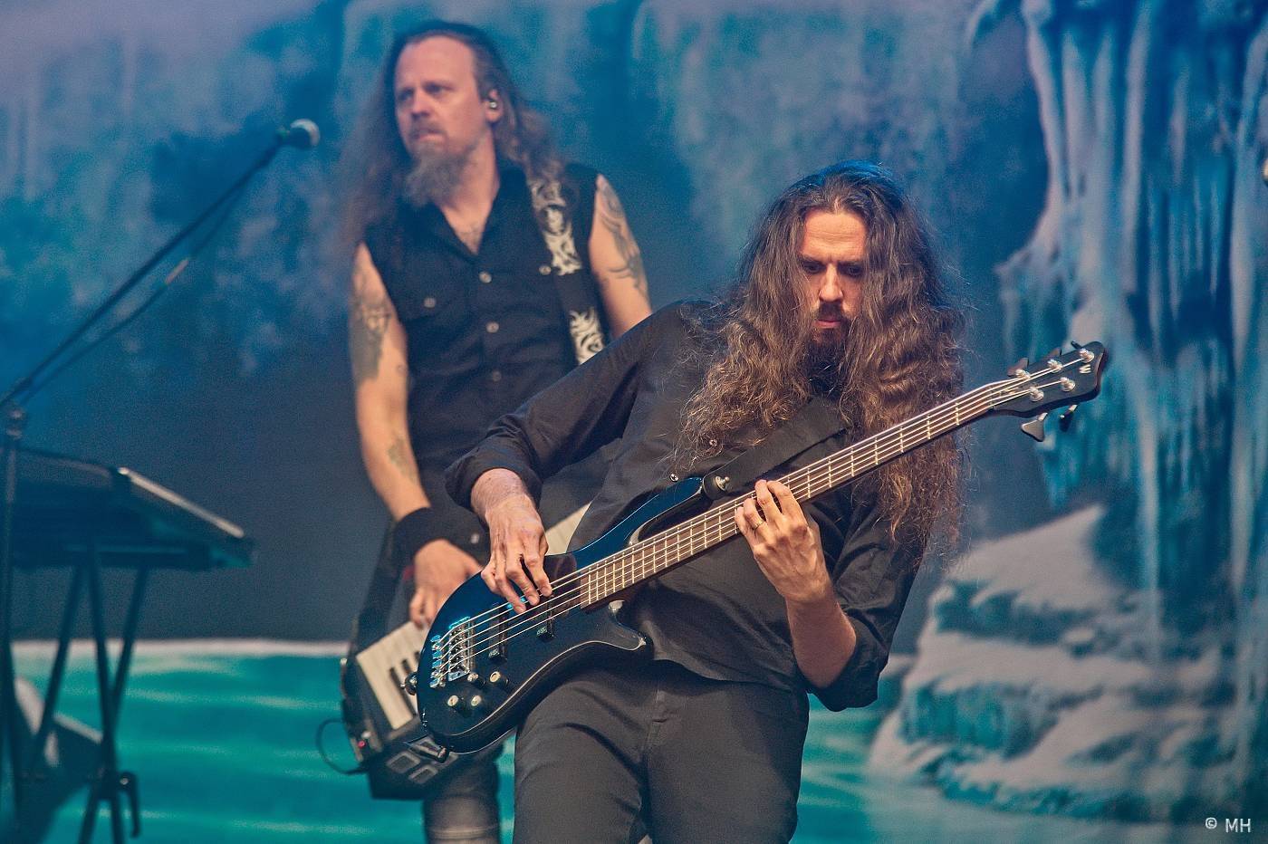 Metaloví fanoušci nejsou z cukru, v Plzni je neodradil ani déšť. Zahráli jim Tarja s Markem Hietalem, Sonata Arctica i Septicflesh