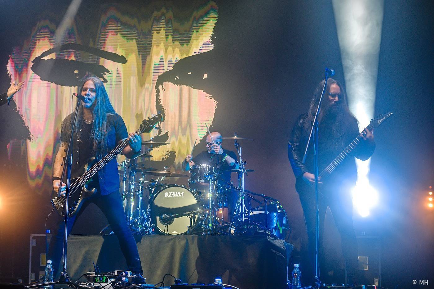 Metaloví fanoušci nejsou z cukru, v Plzni je neodradil ani déšť. Zahráli jim Tarja s Markem Hietalem, Sonata Arctica i Septicflesh