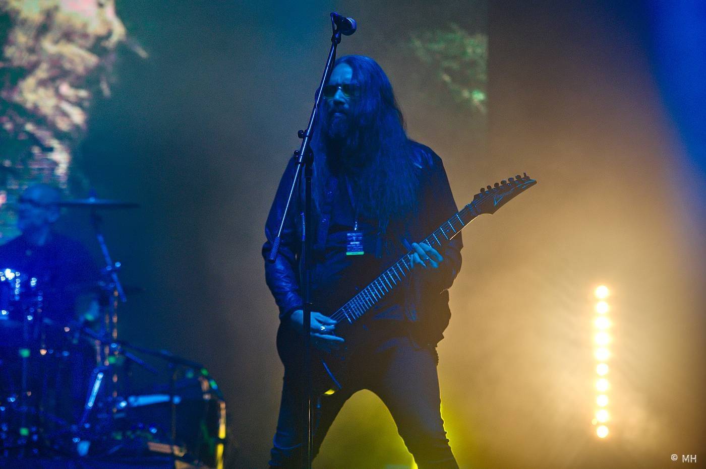 Metaloví fanoušci nejsou z cukru, v Plzni je neodradil ani déšť. Zahráli jim Tarja s Markem Hietalem, Sonata Arctica i Septicflesh