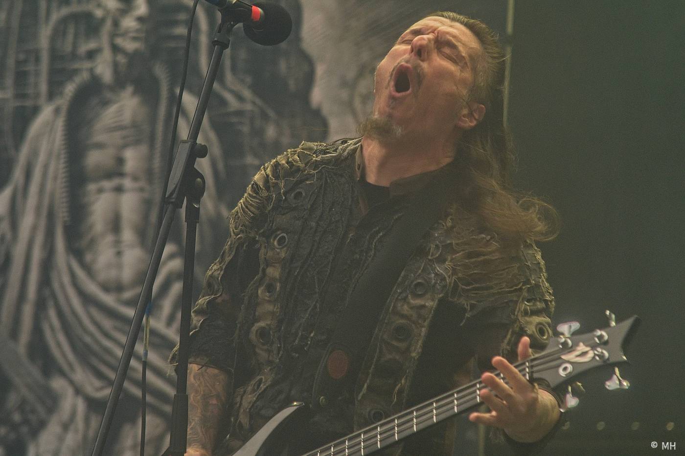 Metaloví fanoušci nejsou z cukru, v Plzni je neodradil ani déšť. Zahráli jim Tarja s Markem Hietalem, Sonata Arctica i Septicflesh