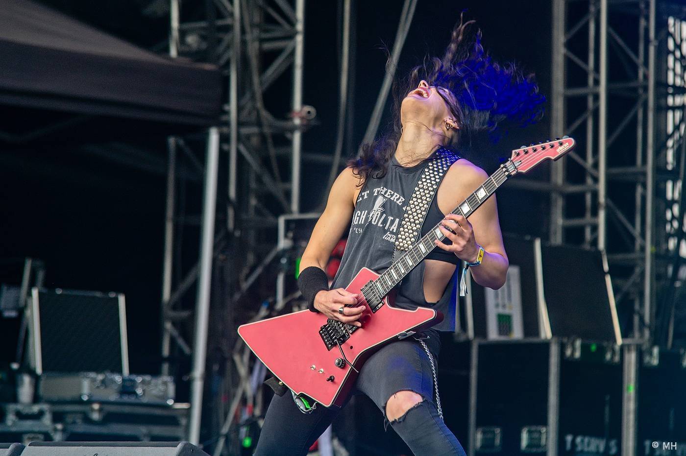 Metalfest zakončili ohňovou show Dimmu Borgir. S deštěm se fanoušci vypořádali po svém