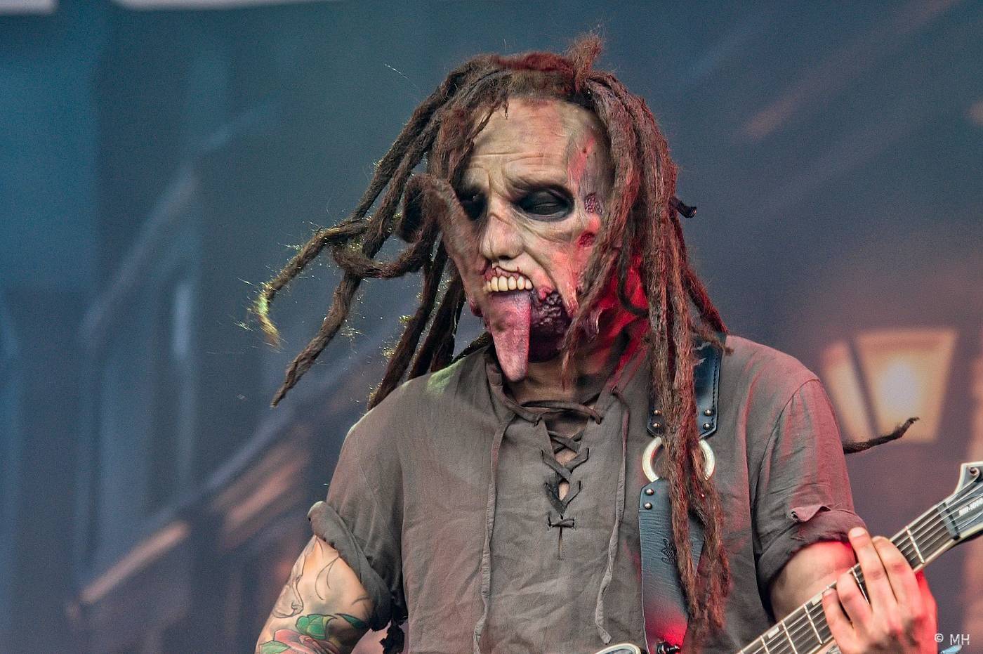 Metalfest zakončili ohňovou show Dimmu Borgir. S deštěm se fanoušci vypořádali po svém