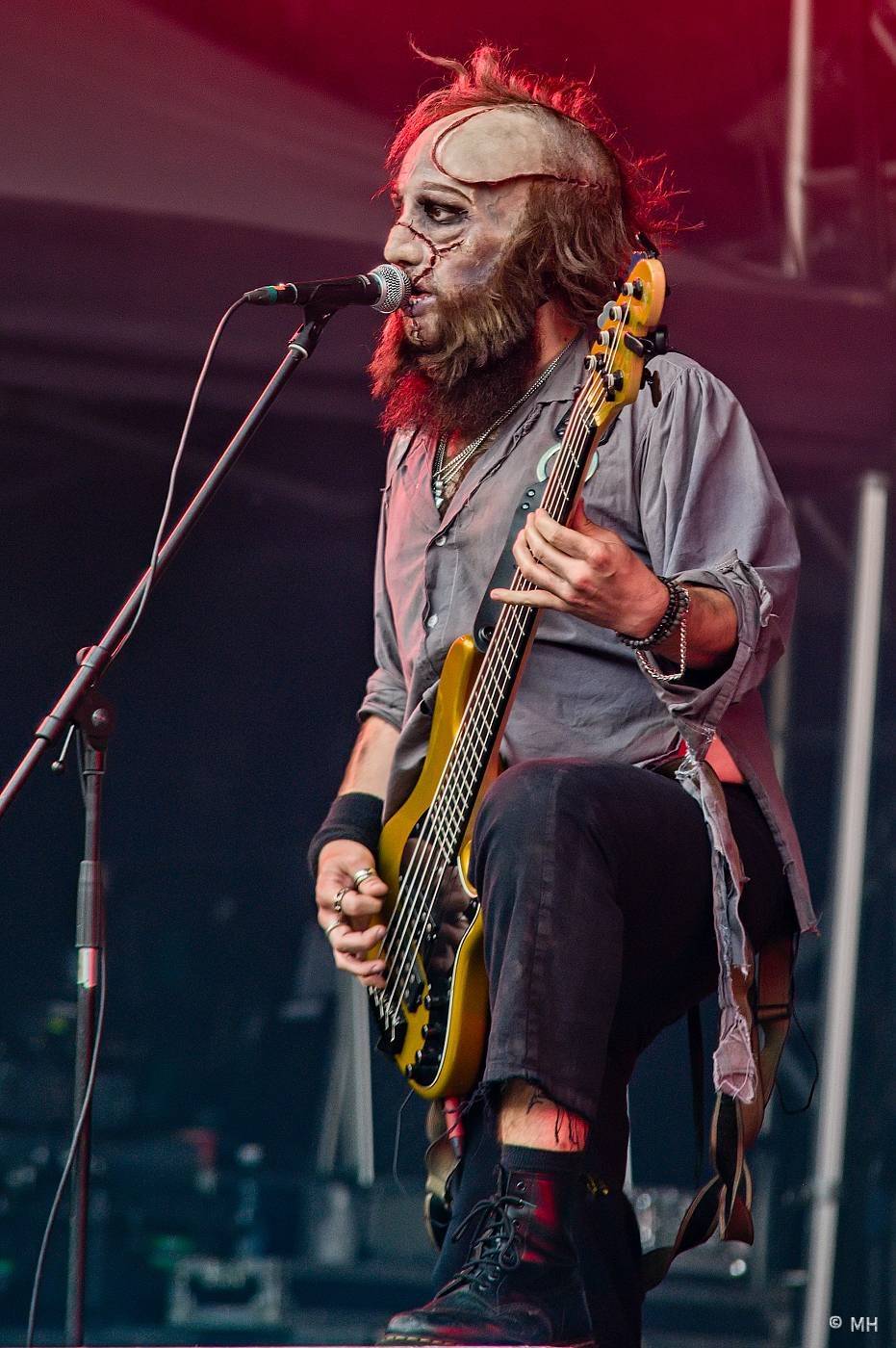 Metalfest zakončili ohňovou show Dimmu Borgir. S deštěm se fanoušci vypořádali po svém