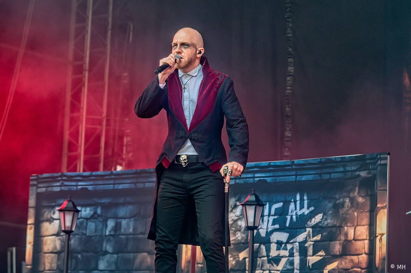 Metalfest zakončili ohňovou show Dimmu Borgir. S deštěm se fanoušci vypořádali po svém